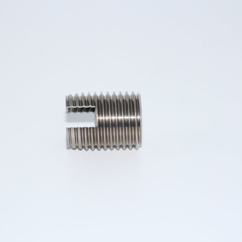 使用鋼絲螺套時出現跳扣的解決辦法